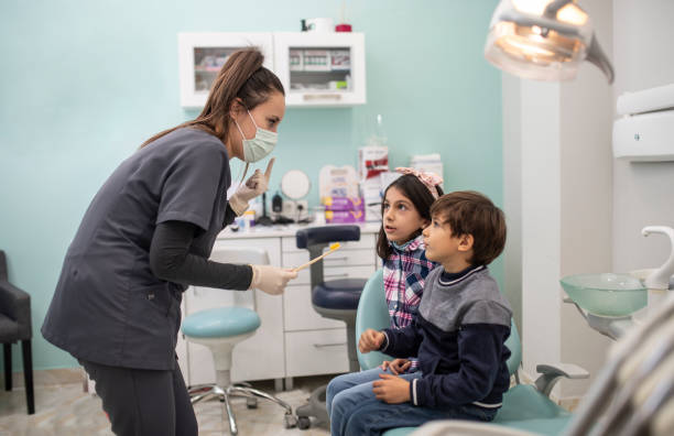 Best Wisdom Tooth Removal  in Hill N Dale, FL
